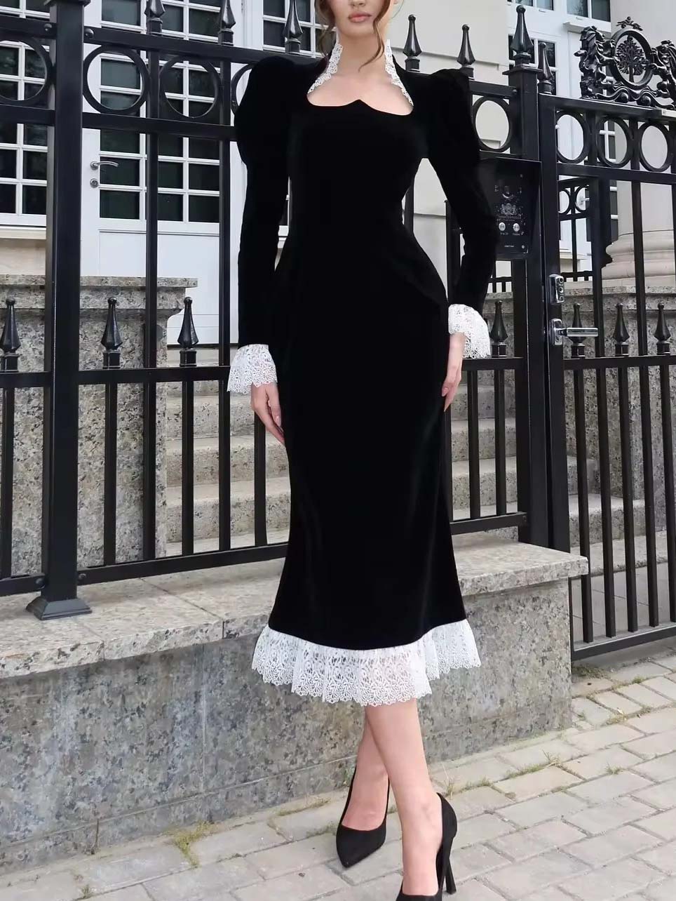 Elegant Velvet Lace Maxi Dress